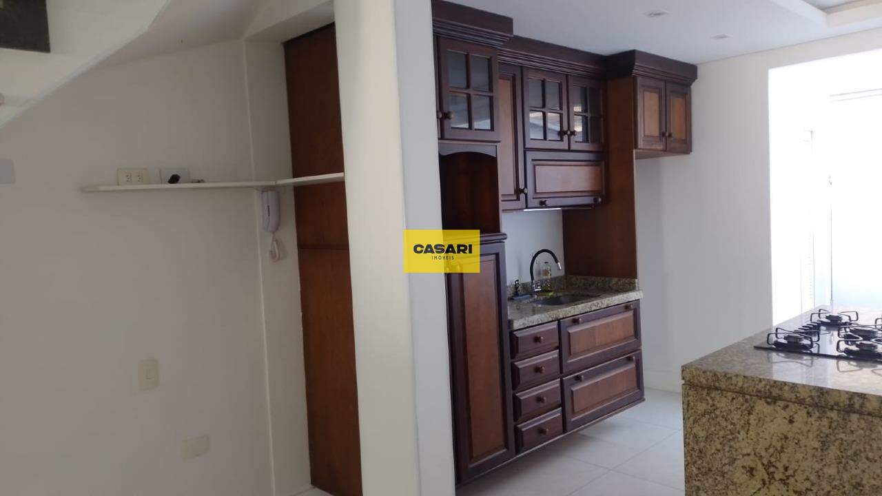 Sobrado para para aluguel no bairro Dos Casa, São Bernardo do Campo - Casari Imóveis: 