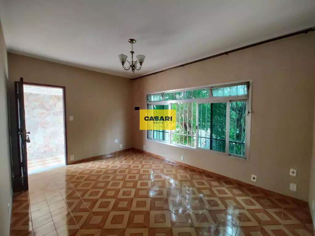 Casa para para aluguel no bairro Paulicéia, São Bernardo do Campo - Casari Imóveis: 