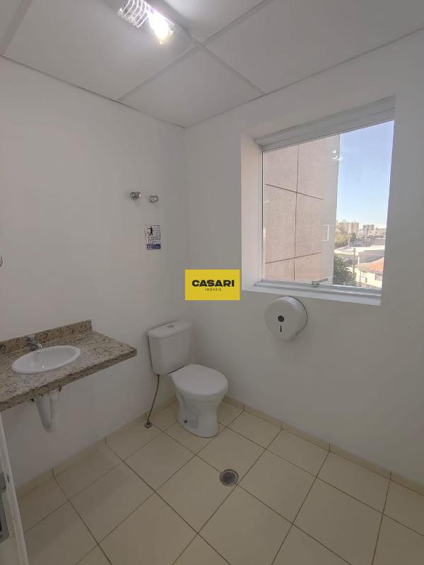 Sala para para aluguel no bairro Rudge Ramos, São Bernardo do Campo - Casari Imóveis: 