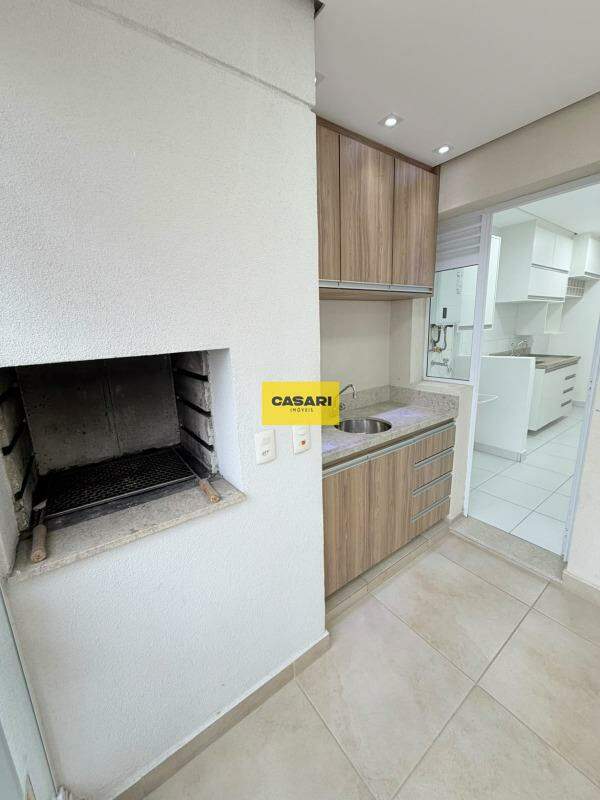 Apartamento para para aluguel no bairro Baeta Neves, São Bernardo do Campo - Casari Imóveis: 
