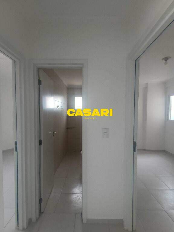 Apartamento para aluguel no Demarchi: 