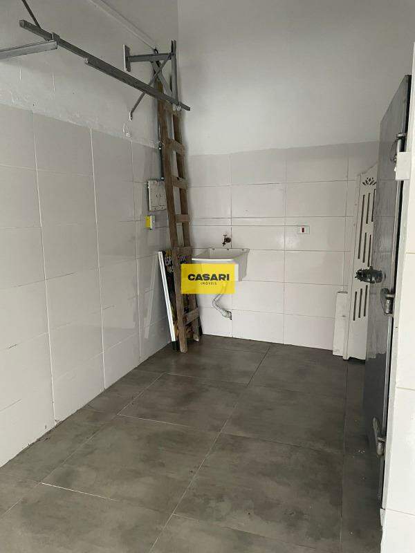Salão para para aluguel no bairro Vila Assunção, Santo André - Casari Imóveis: 