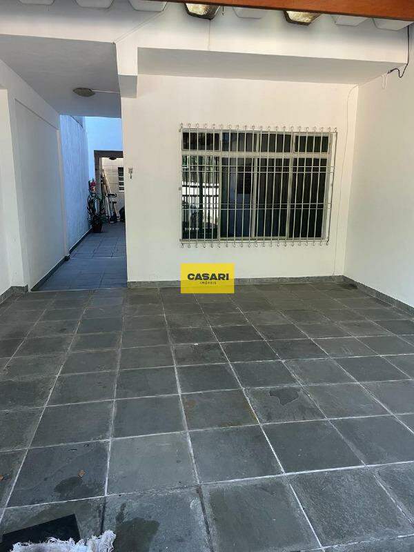 Sobrado para para aluguel no bairro Piraporinha, Diadema - Casari Imóveis: 