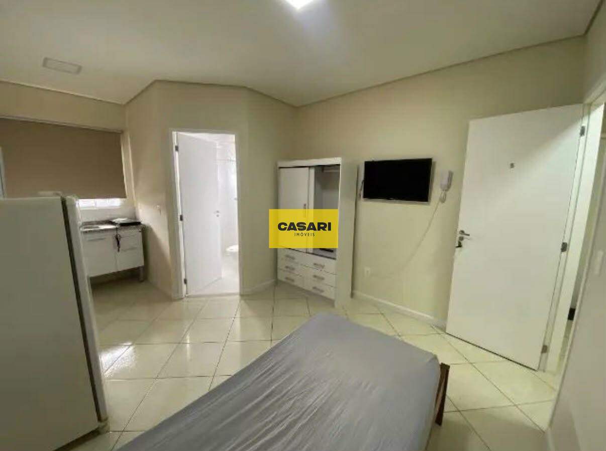 Kitnet para para aluguel no bairro Rudge Ramos, São Bernardo do Campo - Casari Imóveis: 