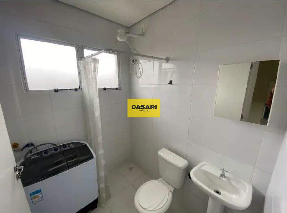 Kitnet para para aluguel no bairro Rudge Ramos, São Bernardo do Campo - Casari Imóveis: 