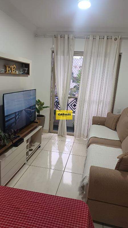 Apartamento para à venda no bairro Baeta Neves, São Bernardo do Campo - Casari Imóveis: 