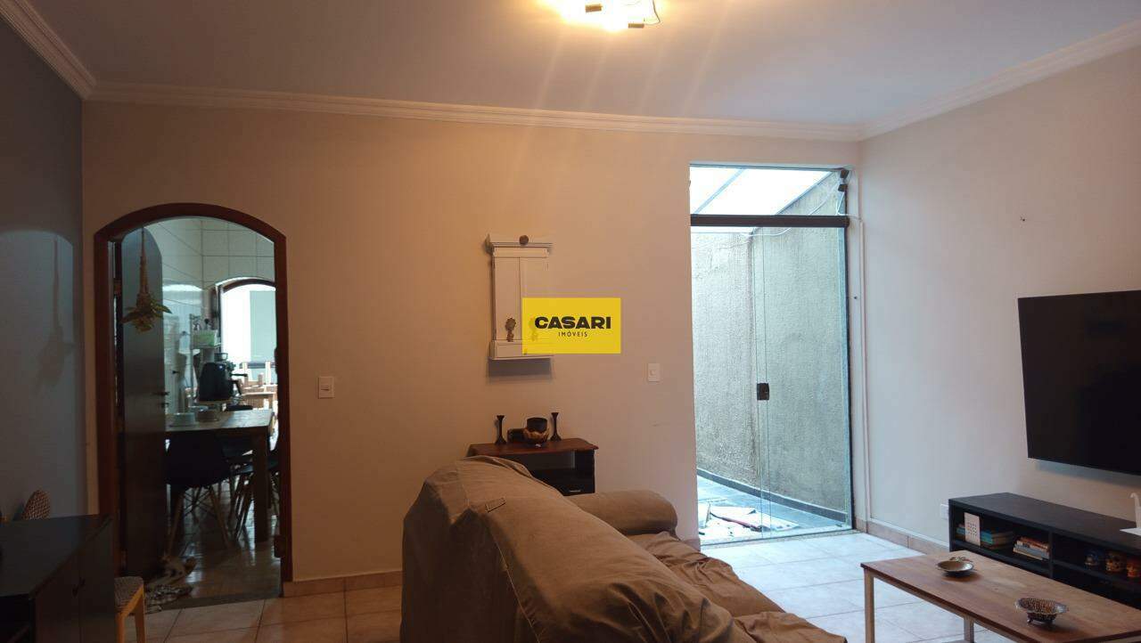 Sobrado para à venda no bairro Jordanópolis, São Bernardo do Campo - Casari Imóveis: 