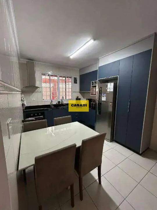 Sobrado para à venda no bairro Jordanópolis, São Bernardo do Campo - Casari Imóveis: 
