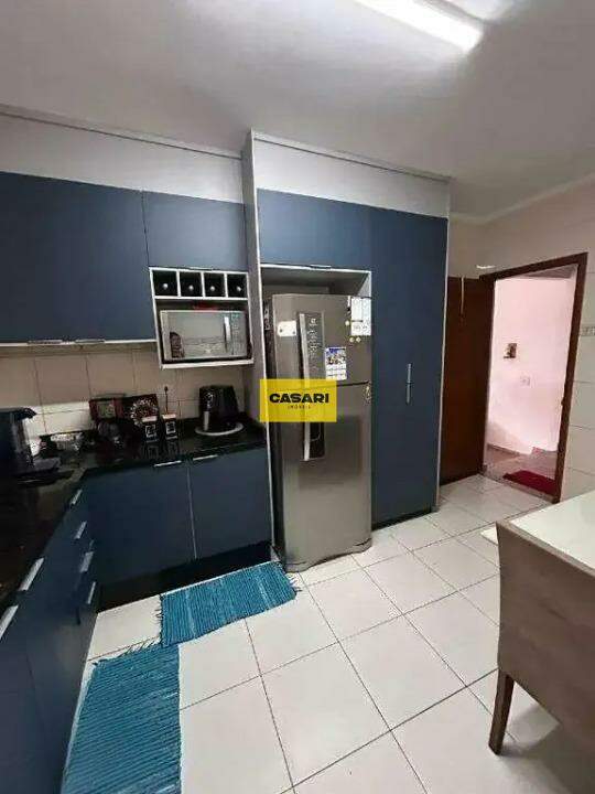 Sobrado para à venda no bairro Jordanópolis, São Bernardo do Campo - Casari Imóveis: 