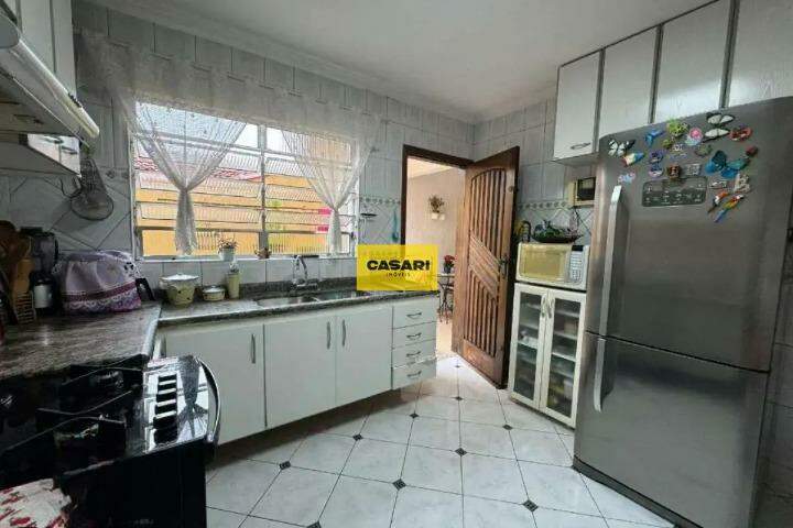 Casa para à venda no bairro Jardim Hollywood, São Bernardo do Campo - Casari Imóveis: 