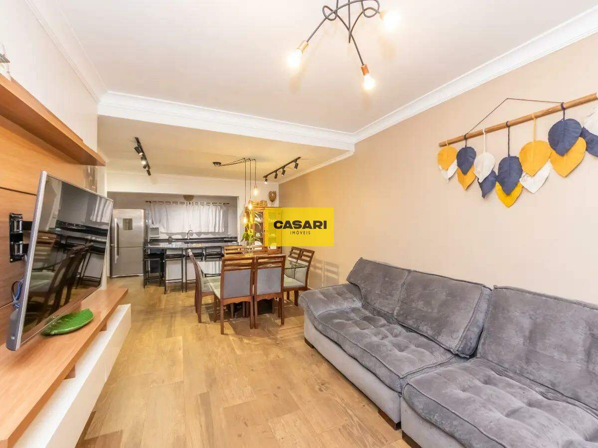 Sobrado à venda no Vila Gonçalves: 