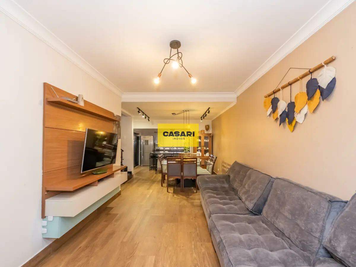 Sobrado à venda no Vila Gonçalves: 