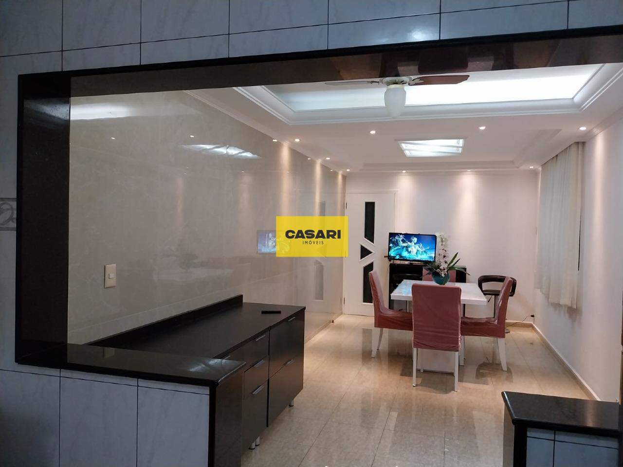 Sobrado para à venda no bairro Jardim Las Vegas, Santo André - Casari Imóveis: 