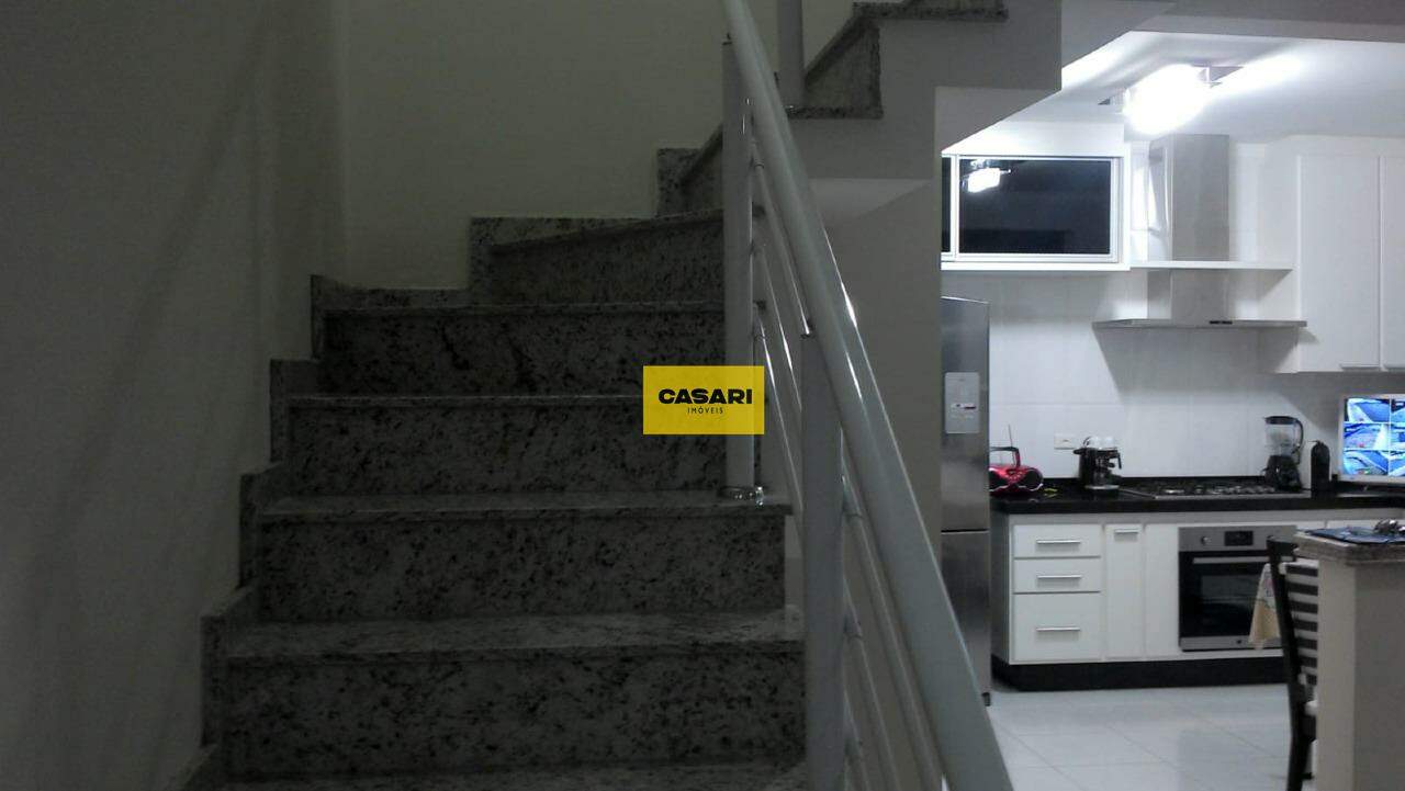 Sobrado para à venda no bairro Assunção, São Bernardo do Campo - Casari Imóveis: 