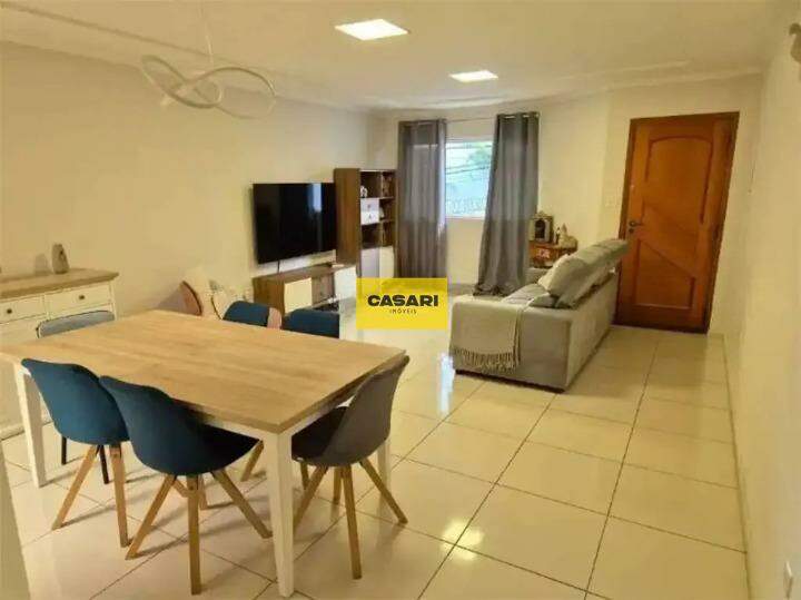 Sobrado para à venda no bairro Baeta Neves, São Bernardo do Campo - Casari Imóveis: 