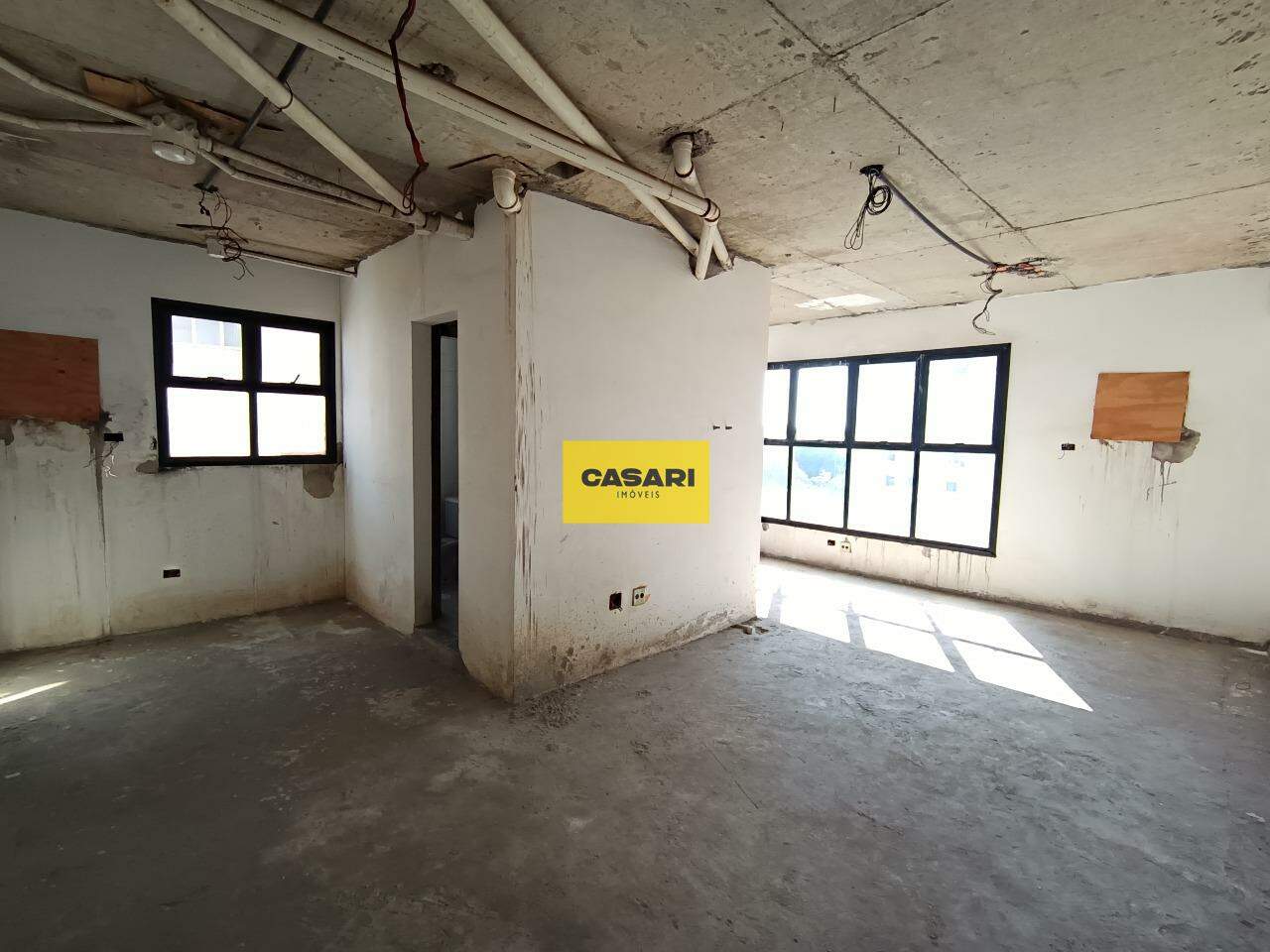 Sala para à venda no bairro Nova Petrópolis, São Bernardo do Campo - Casari Imóveis: 
