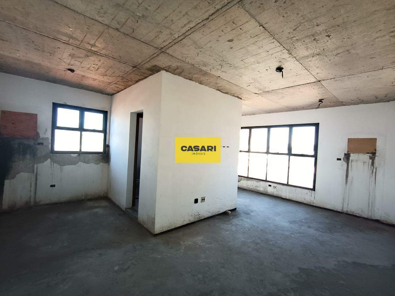 Sala para à venda no bairro Nova Petrópolis, São Bernardo do Campo - Casari Imóveis: 