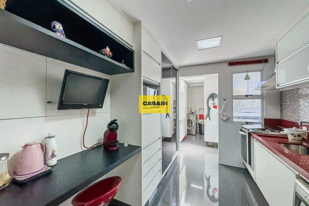 Casa para à venda no bairro Jordanópolis, São Bernardo do Campo - Casari Imóveis: 