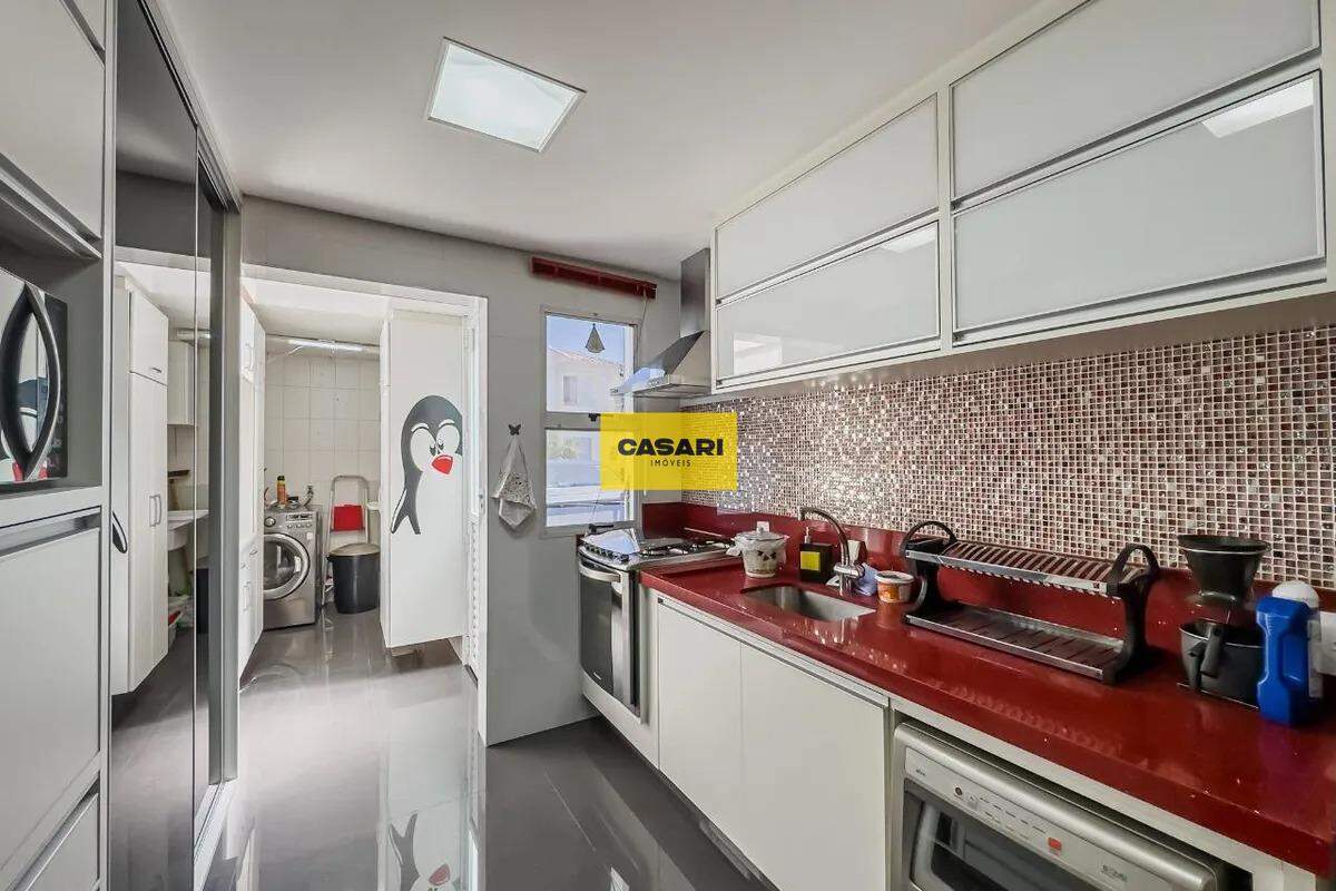 Casa para à venda no bairro Jordanópolis, São Bernardo do Campo - Casari Imóveis: 