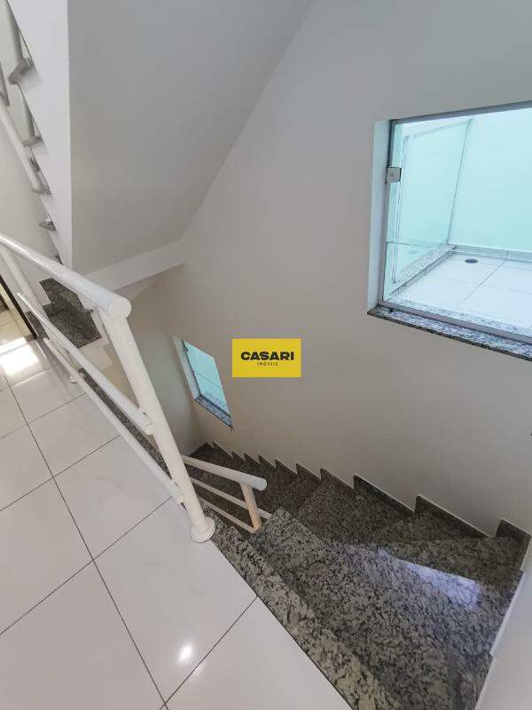 Sobrado para à venda no bairro Campestre, Santo André - Casari Imóveis: 