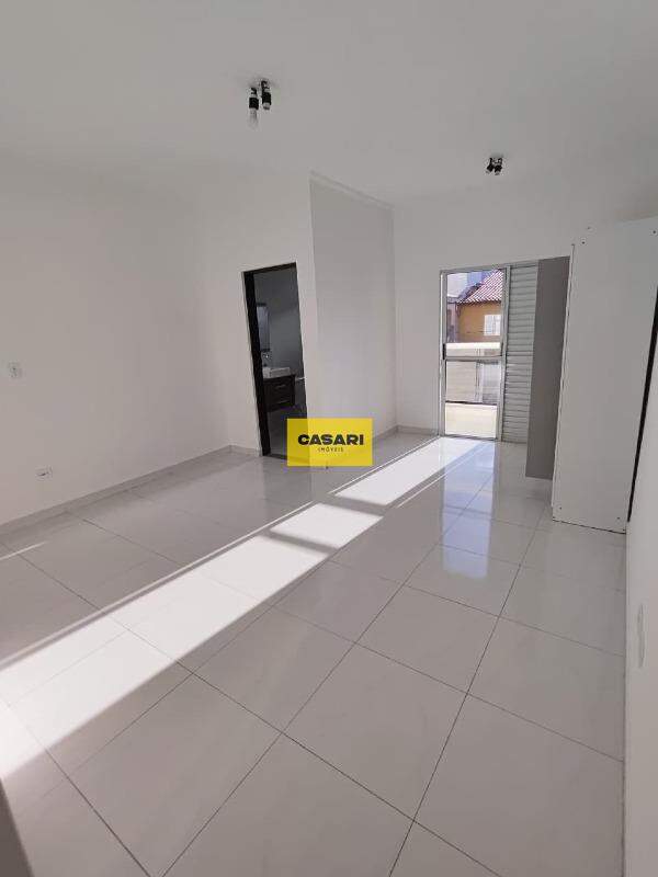 Sobrado para à venda no bairro Campestre, Santo André - Casari Imóveis: 
