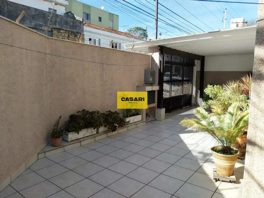 Sobrado à venda no Jardim Hollywood: 