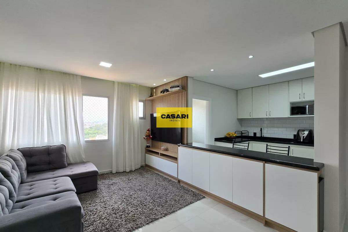 Apartamento à venda no Baeta Neves: 