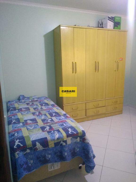 Sobrado à venda com 3 quartos quartos e 219 m² no bairro Jardim Stella, Santo André - Casari Imóveis: 
