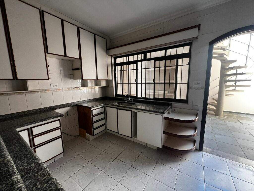 Sobrado para à venda no bairro Assunção, São Bernardo do Campo - Casari Imóveis: 