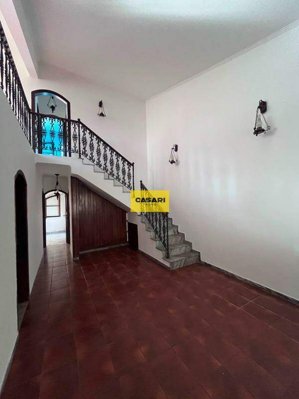 Sobrado à venda com 4 quartos quartos e 209,67 m² no bairro Rudge Ramos, São Bernardo do Campo - Casari Imóveis: 