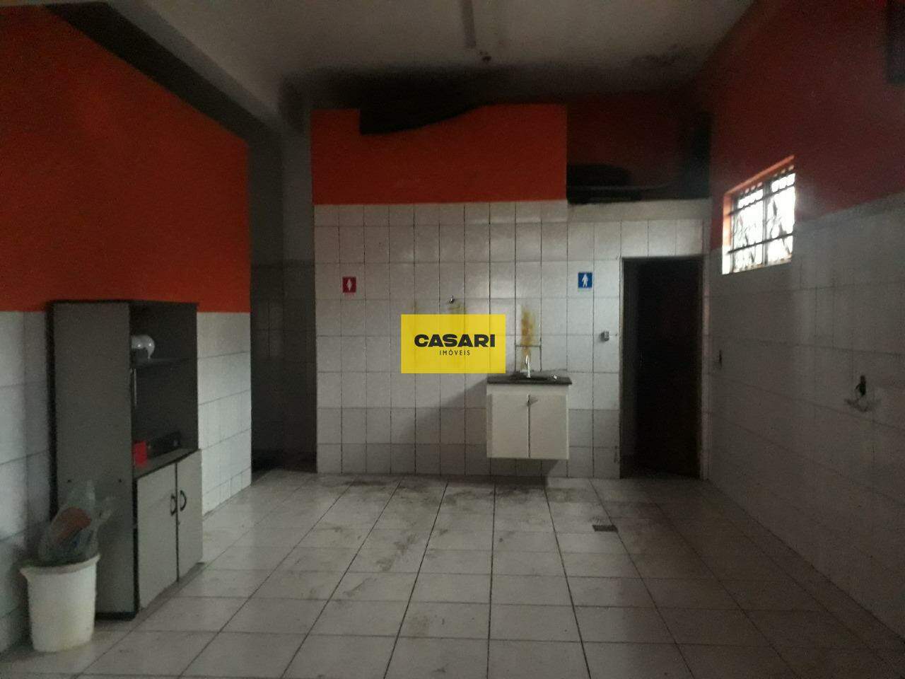 Salão para à venda no bairro Taboão, Diadema - Casari Imóveis: 