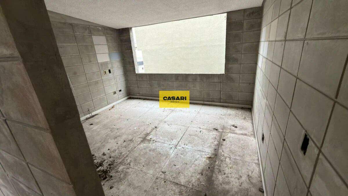 Sobrado para à venda no bairro Vila Assunção, Santo André - Casari Imóveis: 