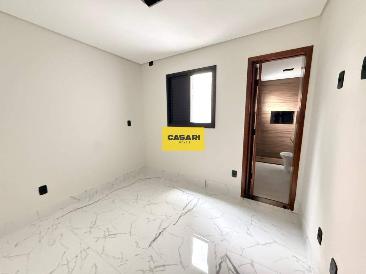 Sobrado à venda no Parque das Nações: 