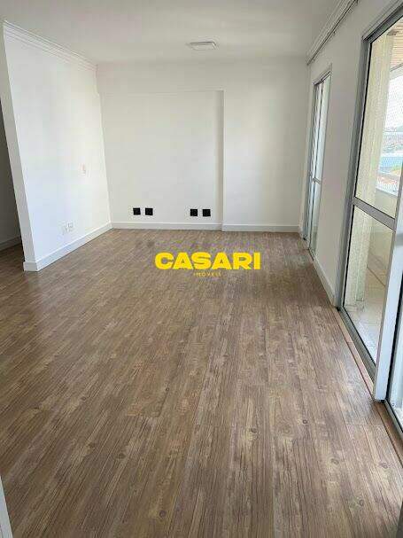 Apartamento para para aluguel no bairro Centro, Santo André - Casari Imóveis: 