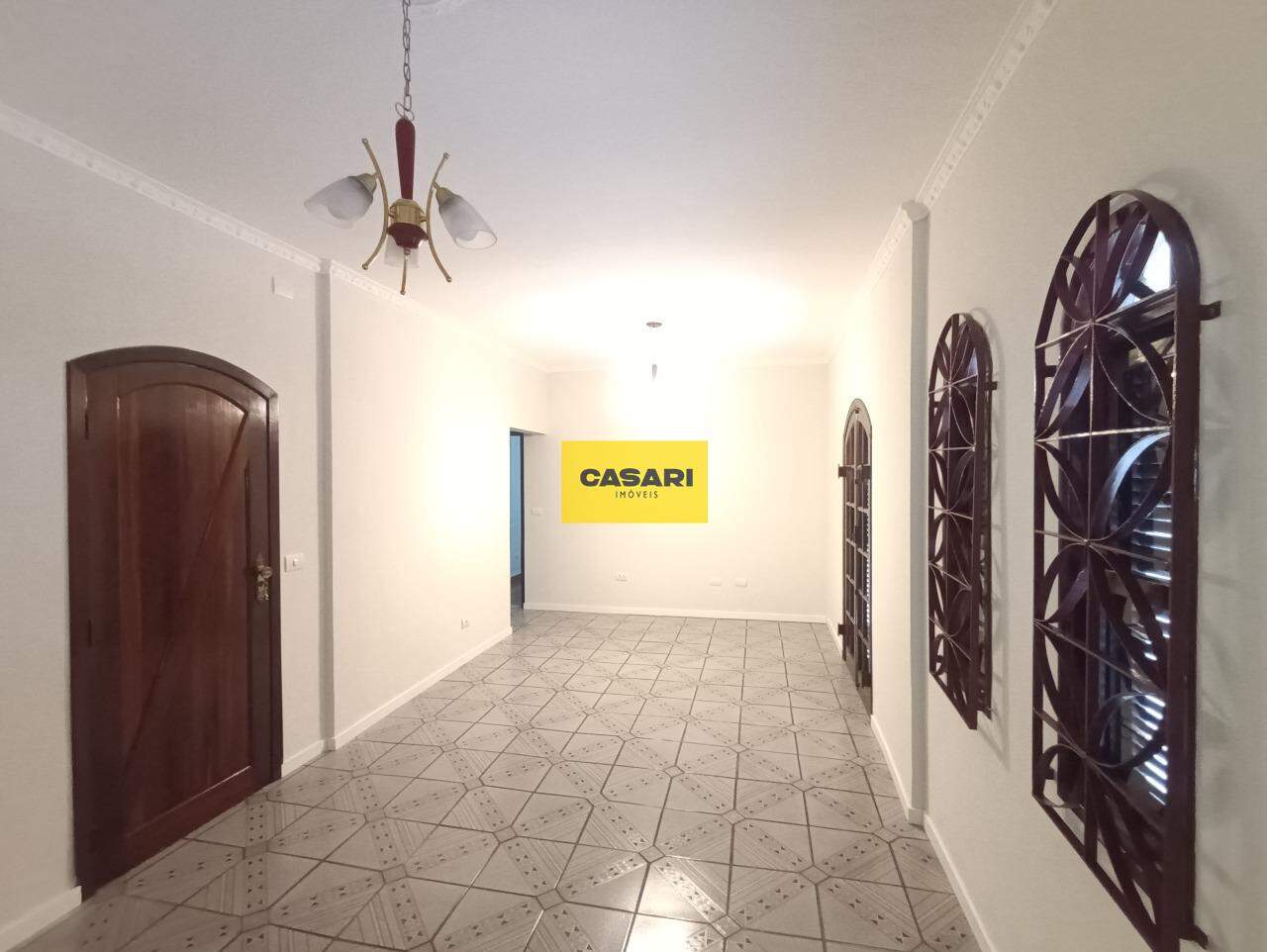 Casa Assobradada para à venda no bairro Baeta Neves, São Bernardo do Campo - Casari Imóveis: 
