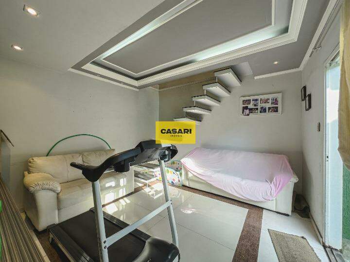 Casa para à venda no bairro Jordanópolis, São Bernardo do Campo - Casari Imóveis: 