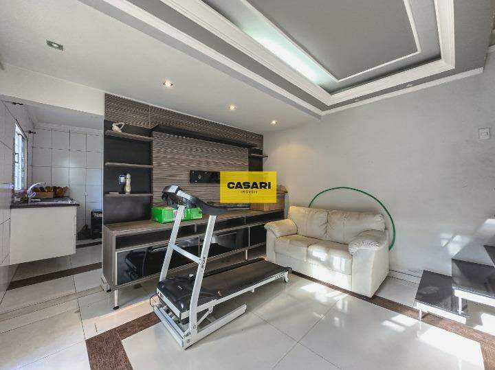 Casa para à venda no bairro Jordanópolis, São Bernardo do Campo - Casari Imóveis: 