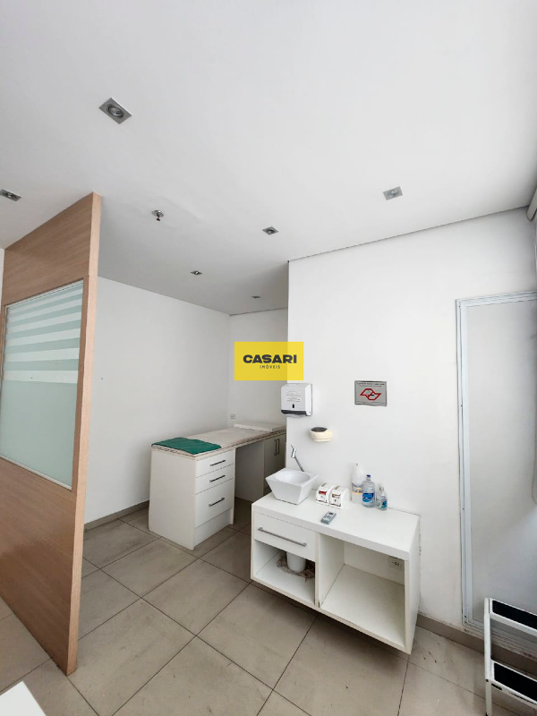 Sala para aluguel no Centro: 