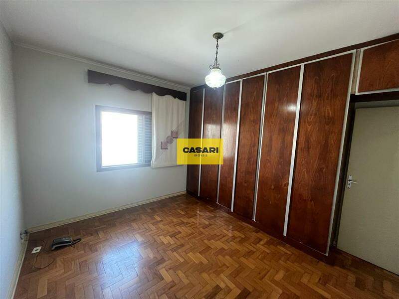 Sobrado para à venda no bairro Rudge Ramos, São Bernardo do Campo - Casari Imóveis: 