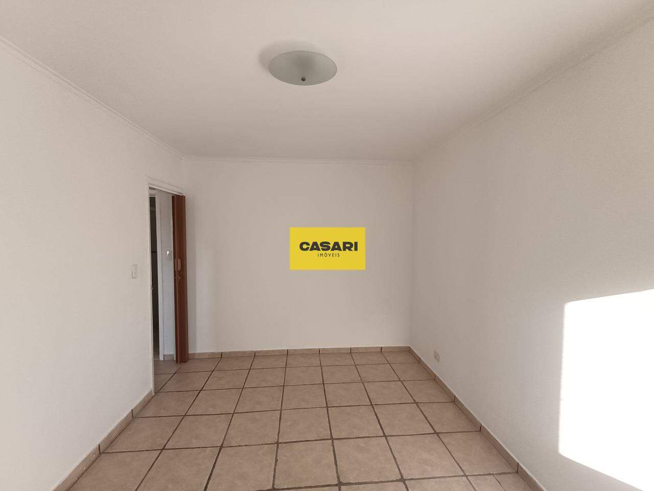 Apartamento para para aluguel no bairro Vila Gilda, Santo André - Casari Imóveis: 