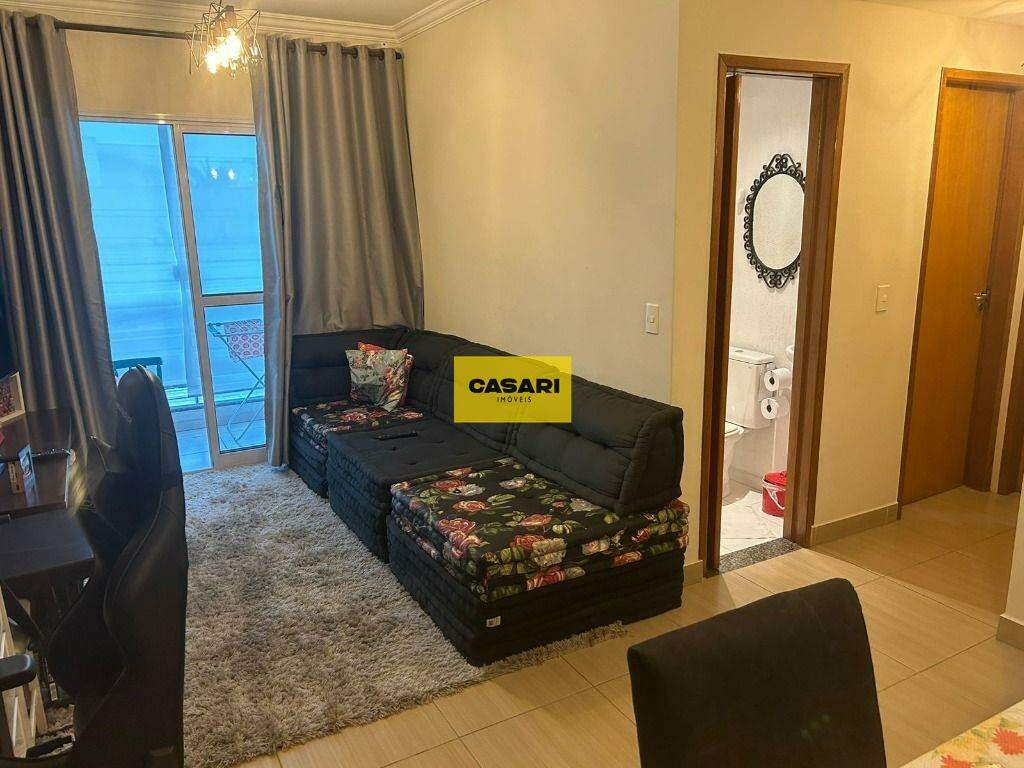 Apartamento para à venda no bairro Rudge Ramos, São Bernardo do Campo - Casari Imóveis: 