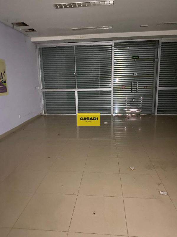Salão para aluguel no Bangú: 