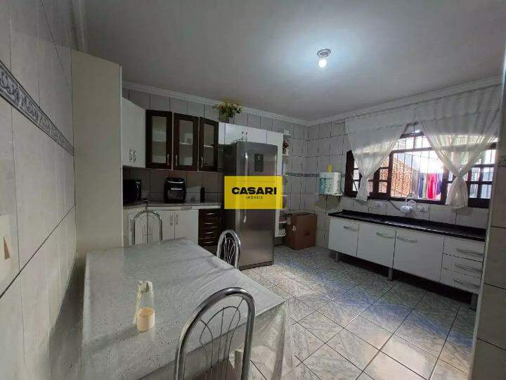 Sobrado para à venda no bairro Nova Petrópolis, São Bernardo do Campo - Casari Imóveis: 