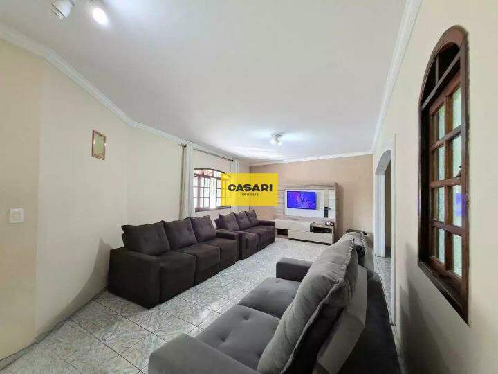 Sobrado para à venda no bairro Nova Petrópolis, São Bernardo do Campo - Casari Imóveis: 