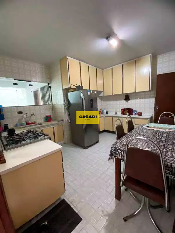 Sobrado à venda no Campestre: 