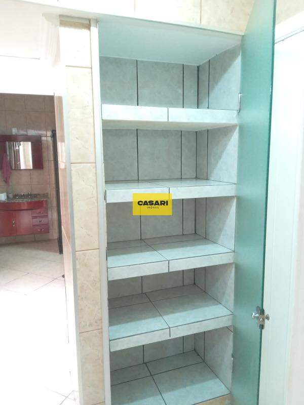 Casa para à venda no bairro Anchieta, São Bernardo do Campo - Casari Imóveis: 