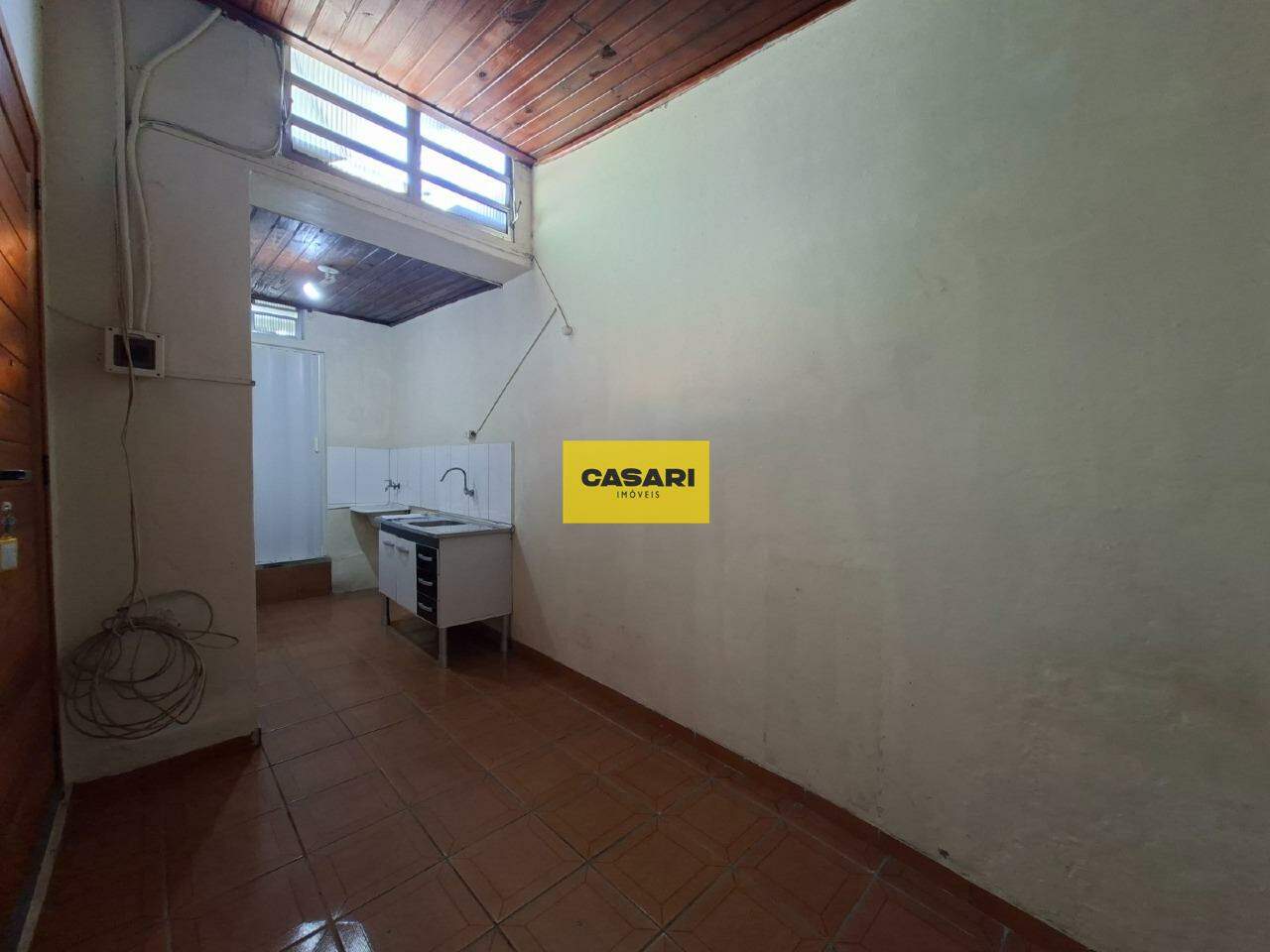 Kitnet para para aluguel no bairro Rudge Ramos, São Bernardo do Campo - Casari Imóveis: 