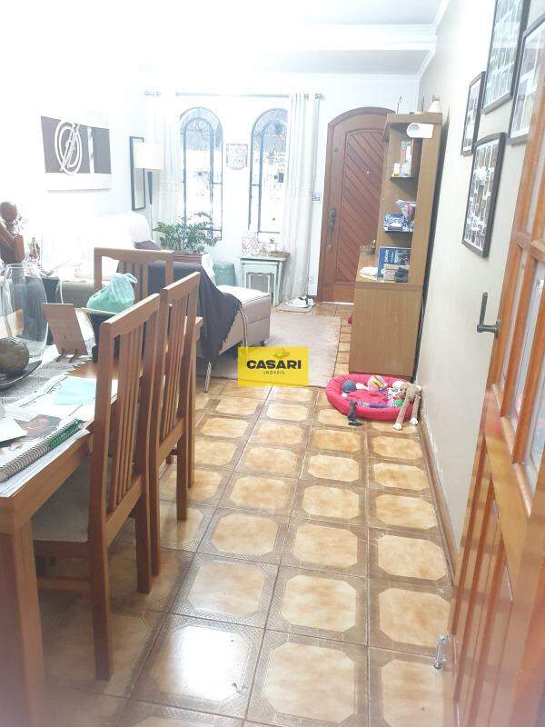 Sobrado para à venda no bairro Anchieta, São Bernardo do Campo - Casari Imóveis: 