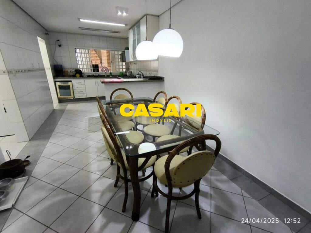 Sobrado para aluguel no Parque Terra Nova II: 