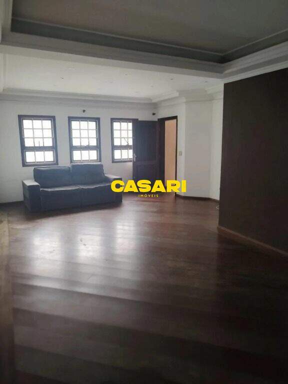 Sobrado para para aluguel no bairro Rudge Ramos, São Bernardo do Campo - Casari Imóveis: 
